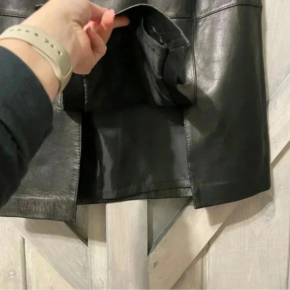 Jaclyn Smith Black Leather Skirt with Side Zipper Women's Size Medium - Picture 7 of 10